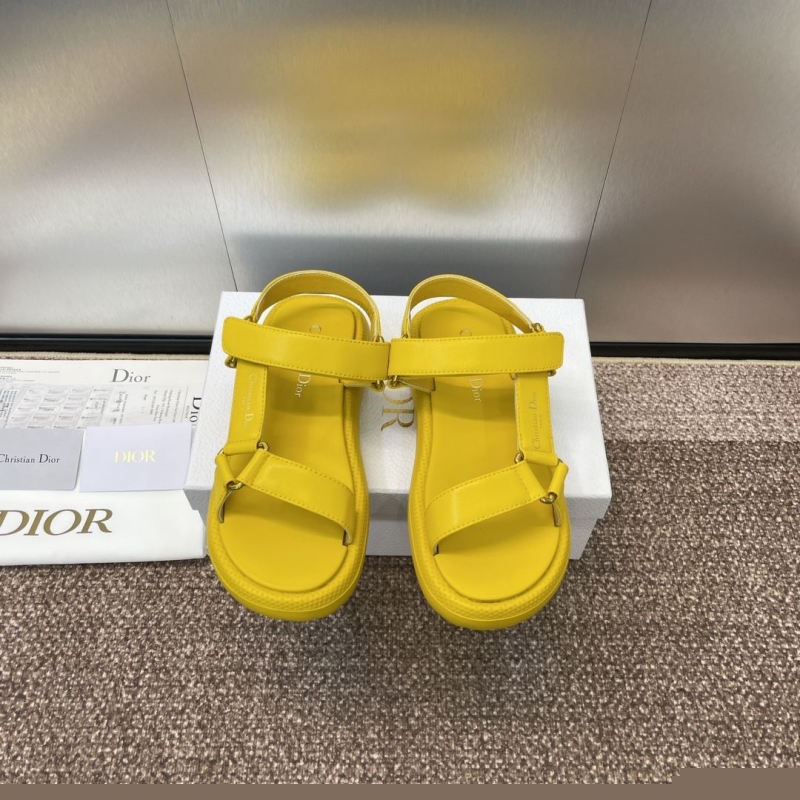 ch**an D*or sandals